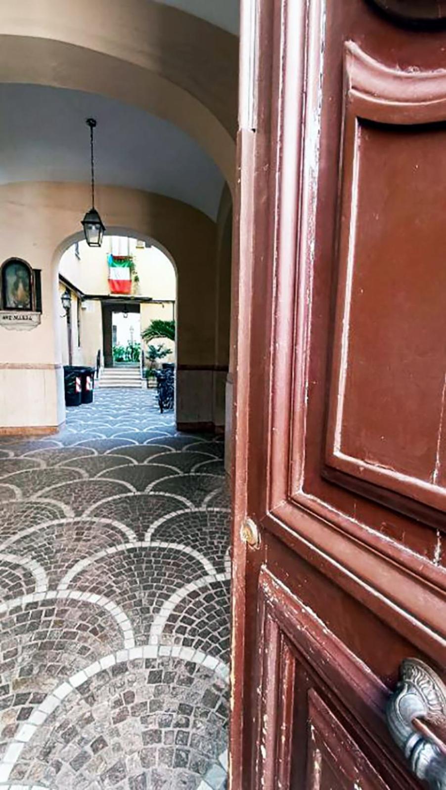 Appartamento Mamomi House Roma Esterno foto