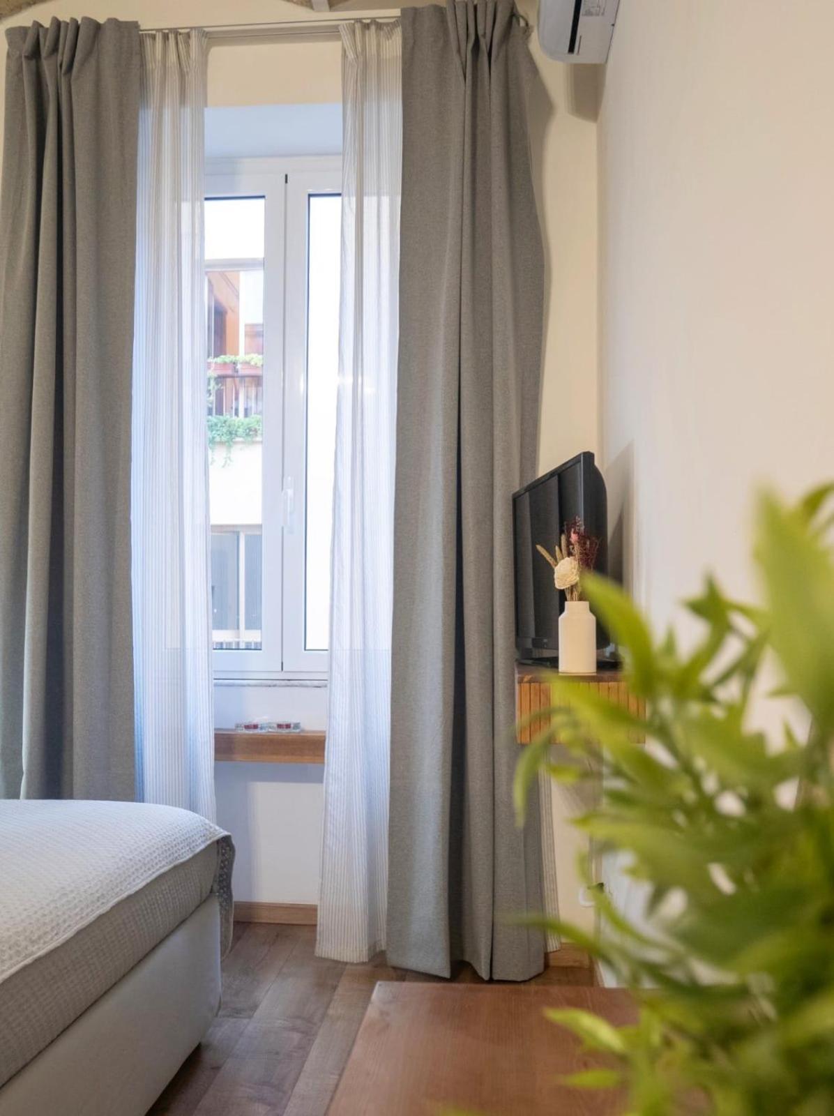 Appartamento Mamomi House Roma Esterno foto